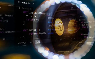 黔东 ,php声明和调用变量的符号是什么？